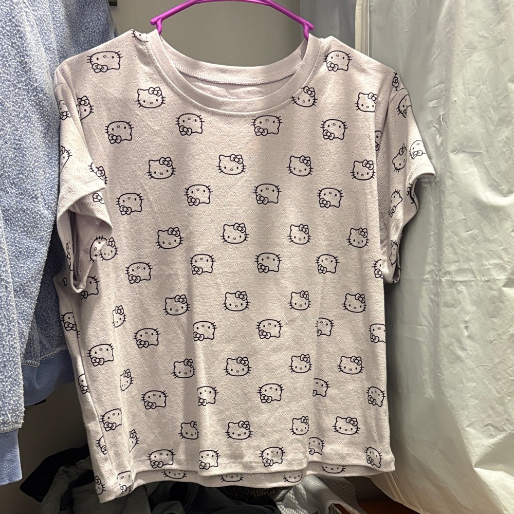 Hello Kitty Short Sleeve Tee - Soft Lavender
